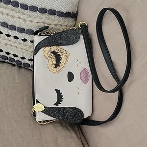 Betsey Johnson Crossbody Zipper close Cute Puppy face/Hold heart eye purse